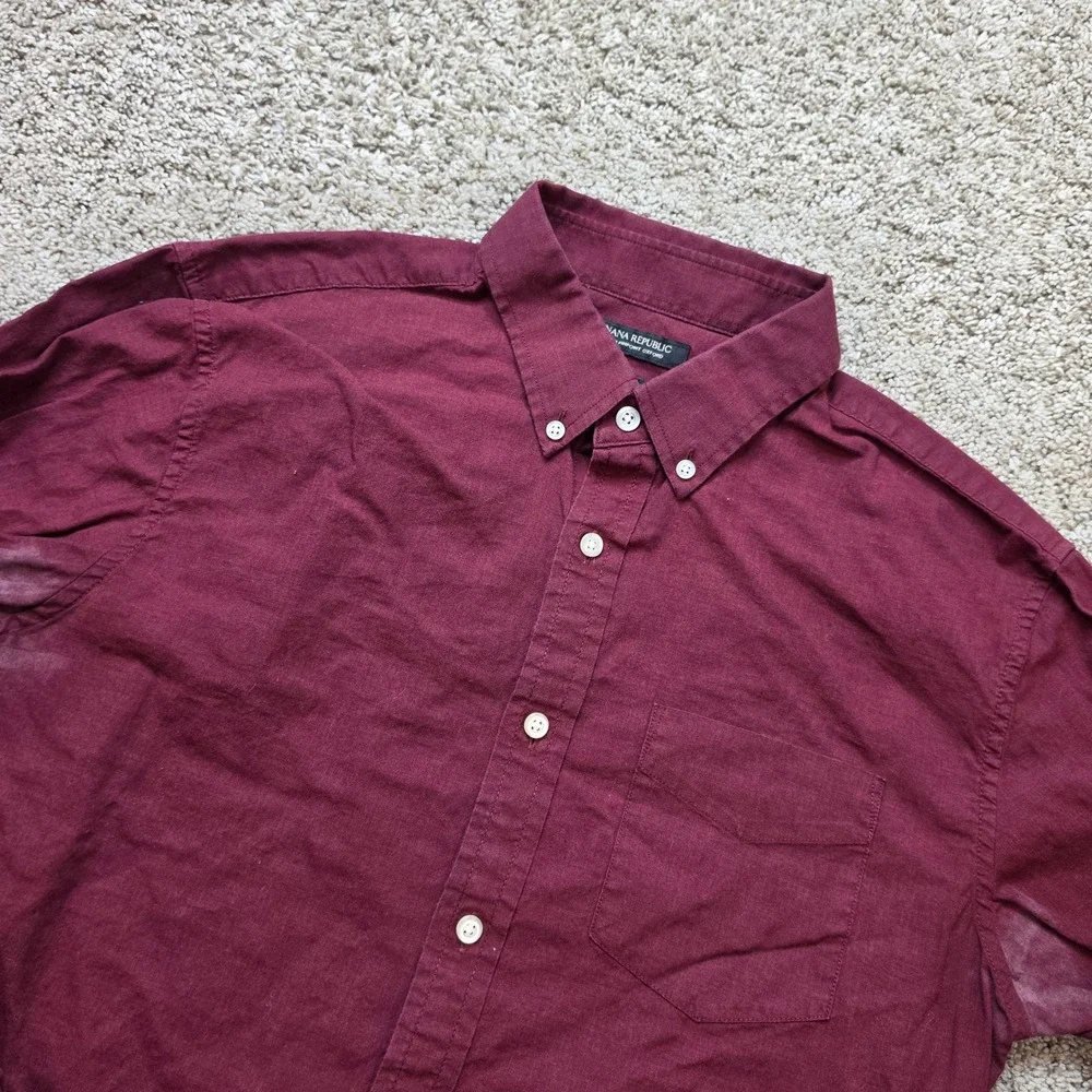 Banana Republic Grant Slim Fit Mens M Cotton Pinpoint Oxford Burgundy Shirt